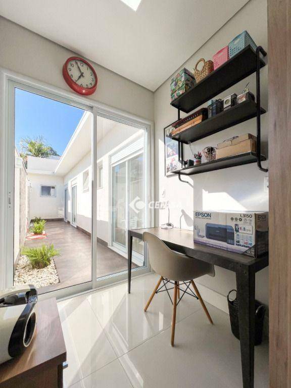 Casa de Condomínio à venda com 4 quartos, 236m² - Foto 25