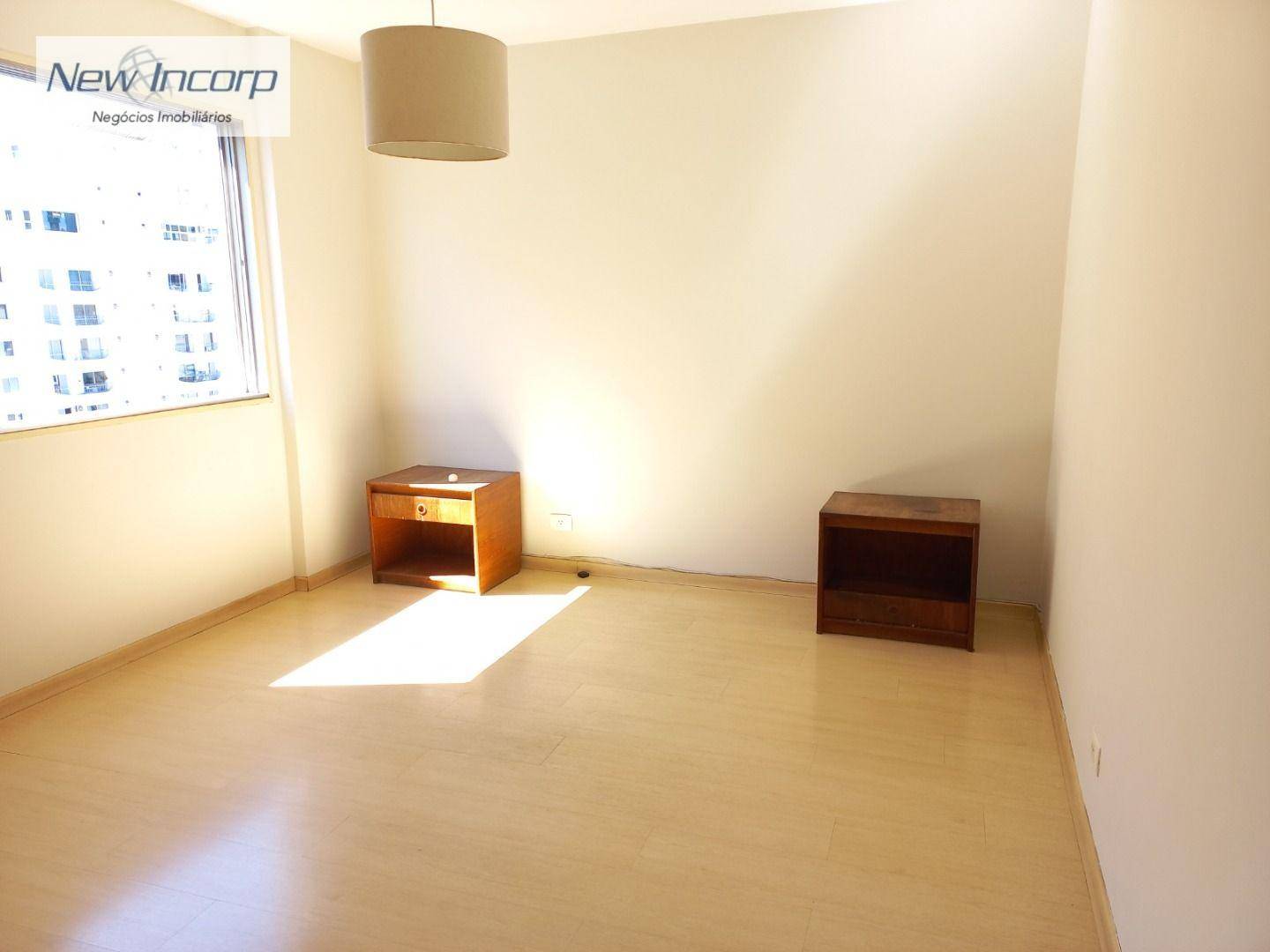 Apartamento à venda com 3 quartos, 176m² - Foto 9