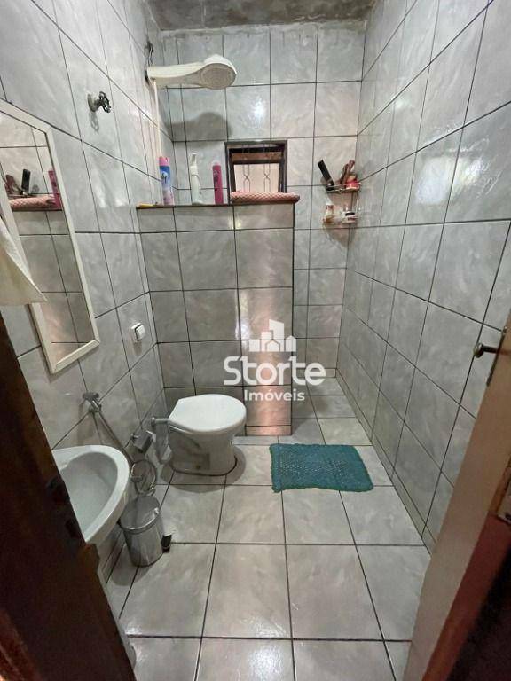 Casa à venda com 4 quartos, 100m² - Foto 5