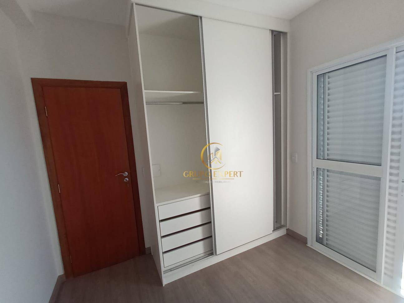 Apartamento à venda com 2 quartos, 81m² - Foto 6