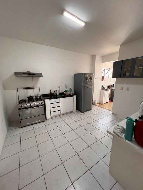 Apartamento à venda com 3 quartos, 139m² - Foto 13