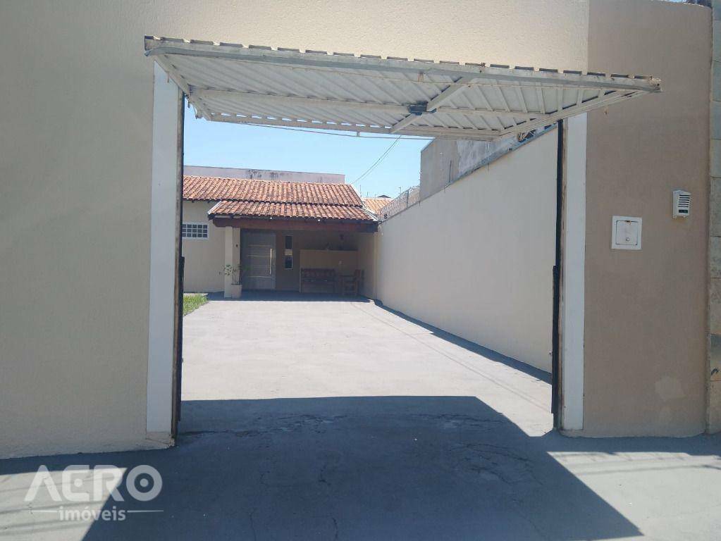 Casa à venda com 2 quartos, 72m² - Foto 8