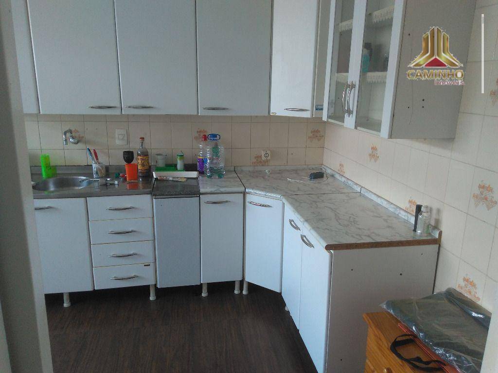 Apartamento à venda com 2 quartos, 74m² - Foto 5