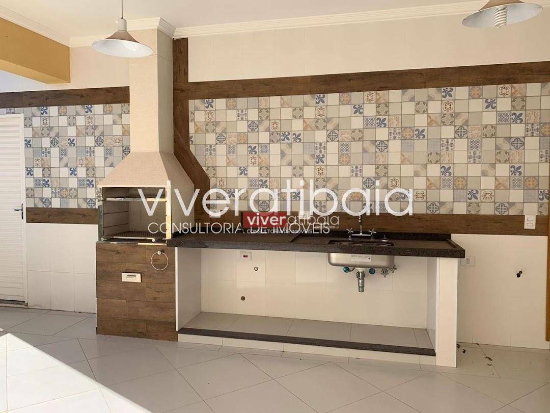 Casa à venda com 3 quartos, 230m² - Foto 2