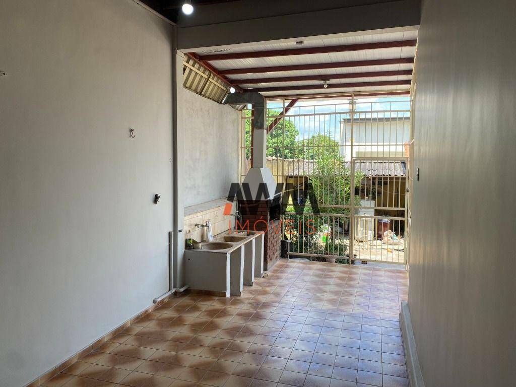 Casa à venda com 3 quartos, 193m² - Foto 8