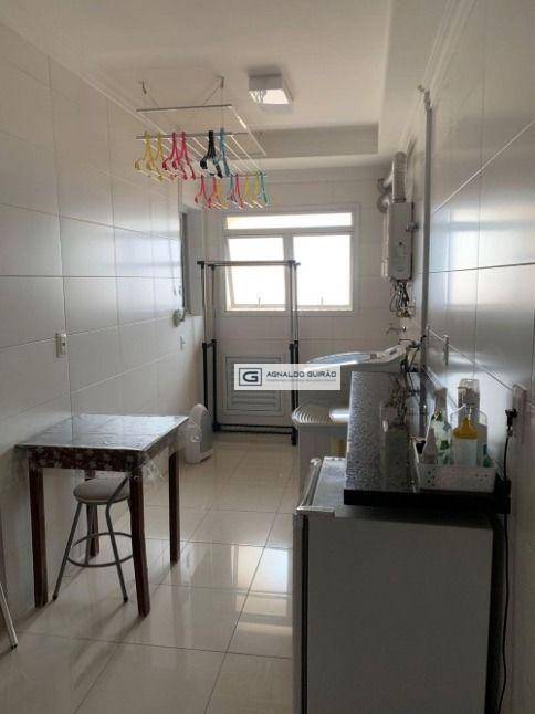 Apartamento à venda com 3 quartos, 243m² - Foto 23