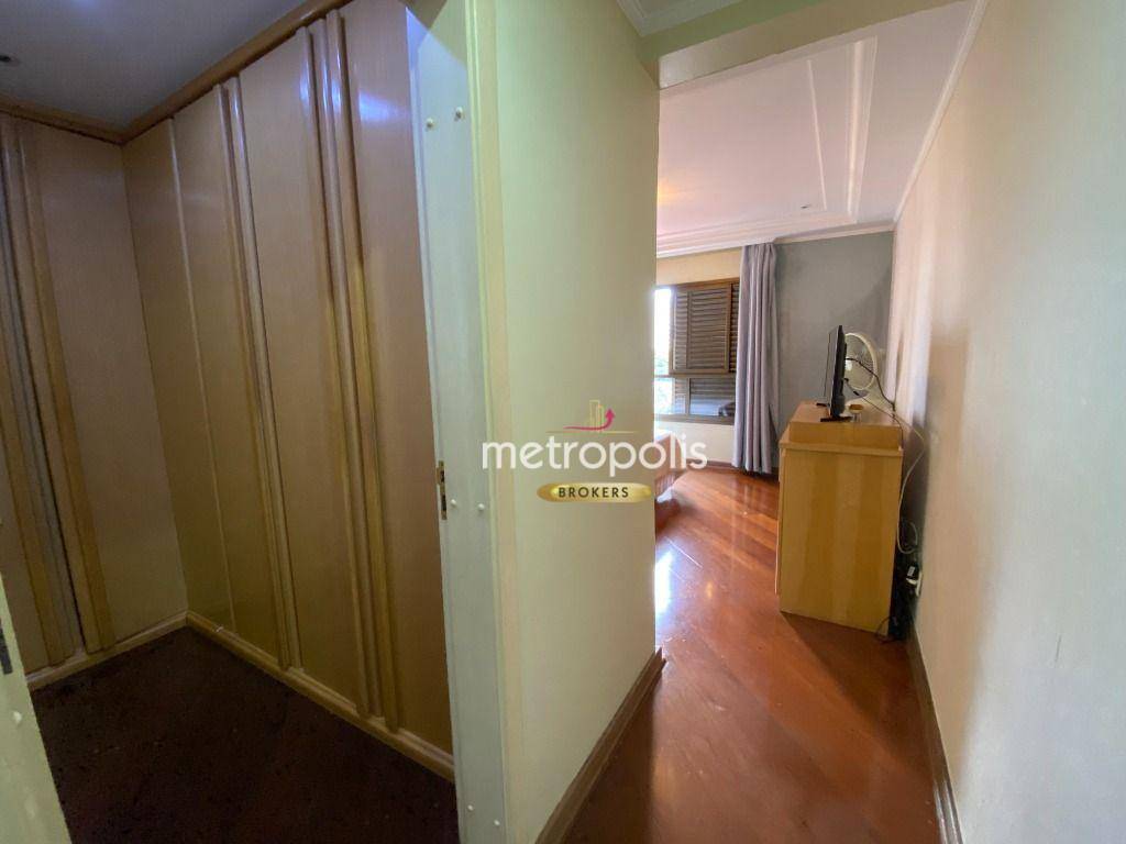 Apartamento para alugar com 3 quartos, 242m² - Foto 23