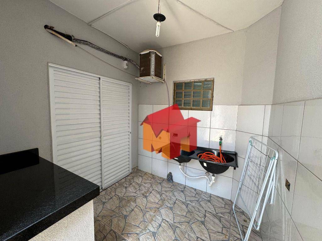 Casa à venda e aluguel com 3 quartos, 170m² - Foto 21