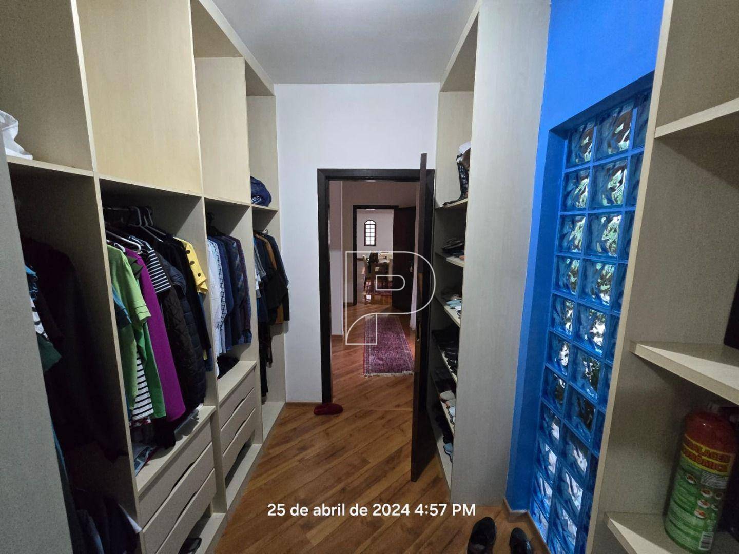 Casa à venda com 3 quartos, 340m² - Foto 23