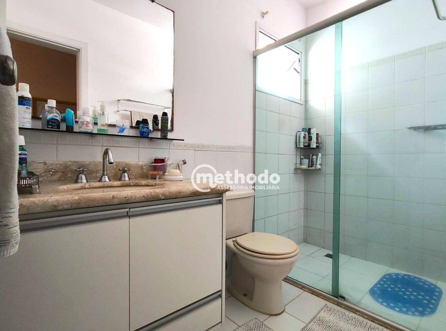 Casa de Condomínio à venda com 3 quartos, 250m² - Foto 28