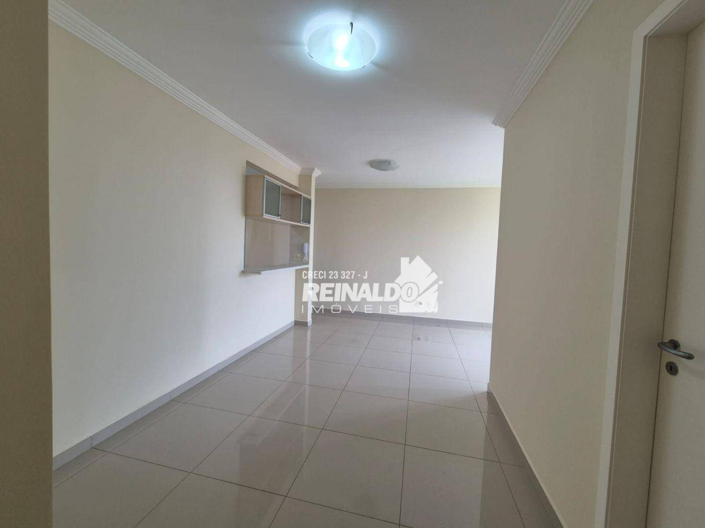 Apartamento à venda com 2 quartos, 61m² - Foto 3