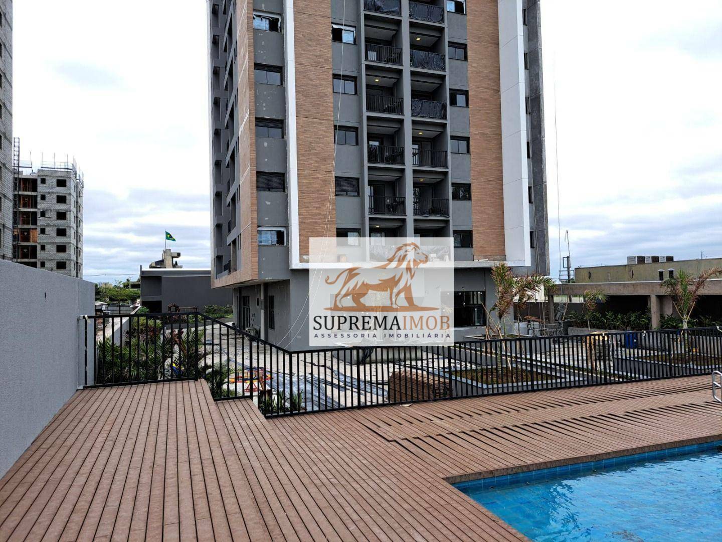 Apartamento à venda com 2 quartos, 76m² - Foto 11