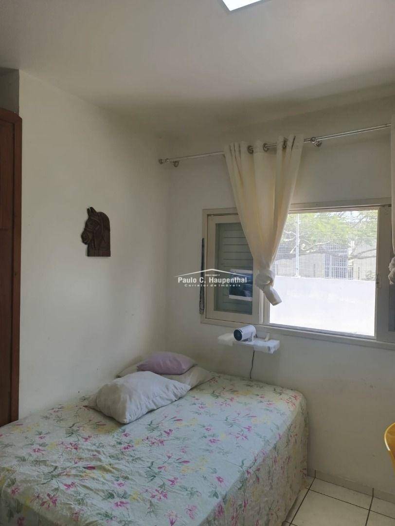 Casa à venda com 5 quartos, 235m² - Foto 10