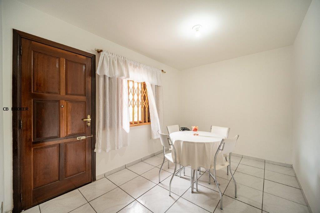 Casa à venda com 4 quartos, 170m² - Foto 14