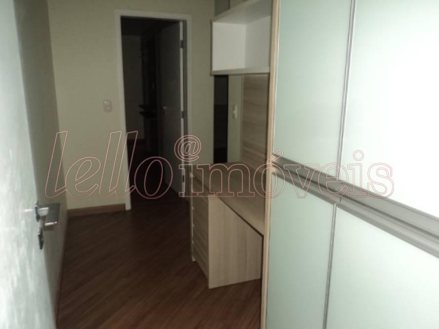 Apartamento para alugar com 3 quartos, 110m² - Foto 11