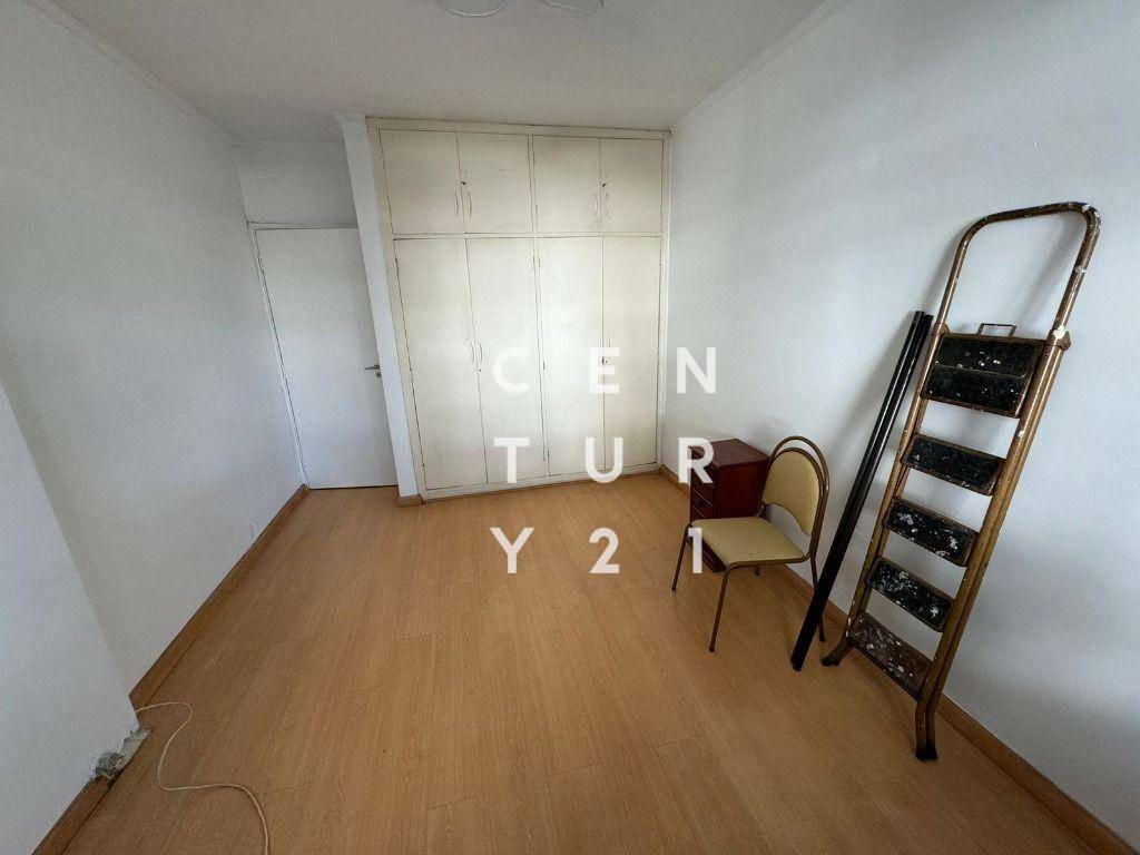 Apartamento à venda com 3 quartos, 160m² - Foto 13