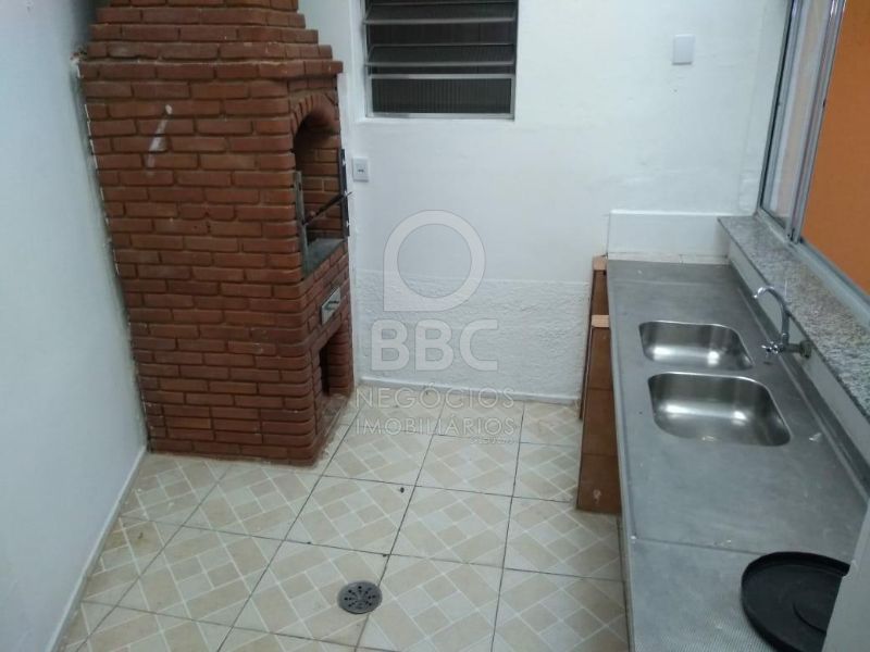 Sobrado à venda com 3 quartos, 248m² - Foto 11