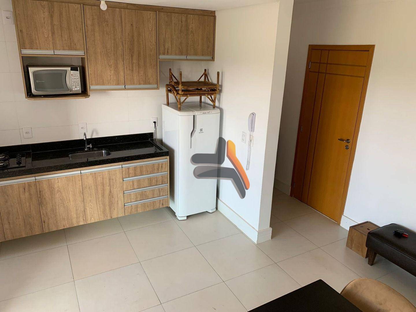 Apartamento para alugar com 2 quartos, 74m² - Foto 12