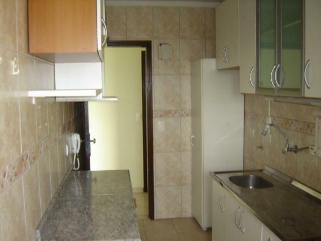 Apartamento para alugar com 2 quartos, 57m² - Foto 9