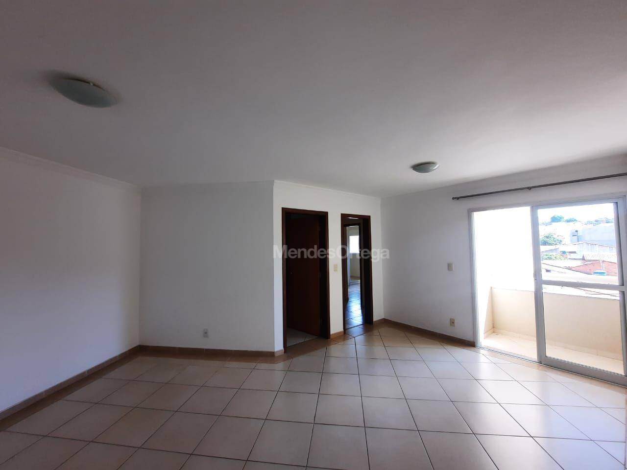 Apartamento à venda com 2 quartos, 80m² - Foto 5