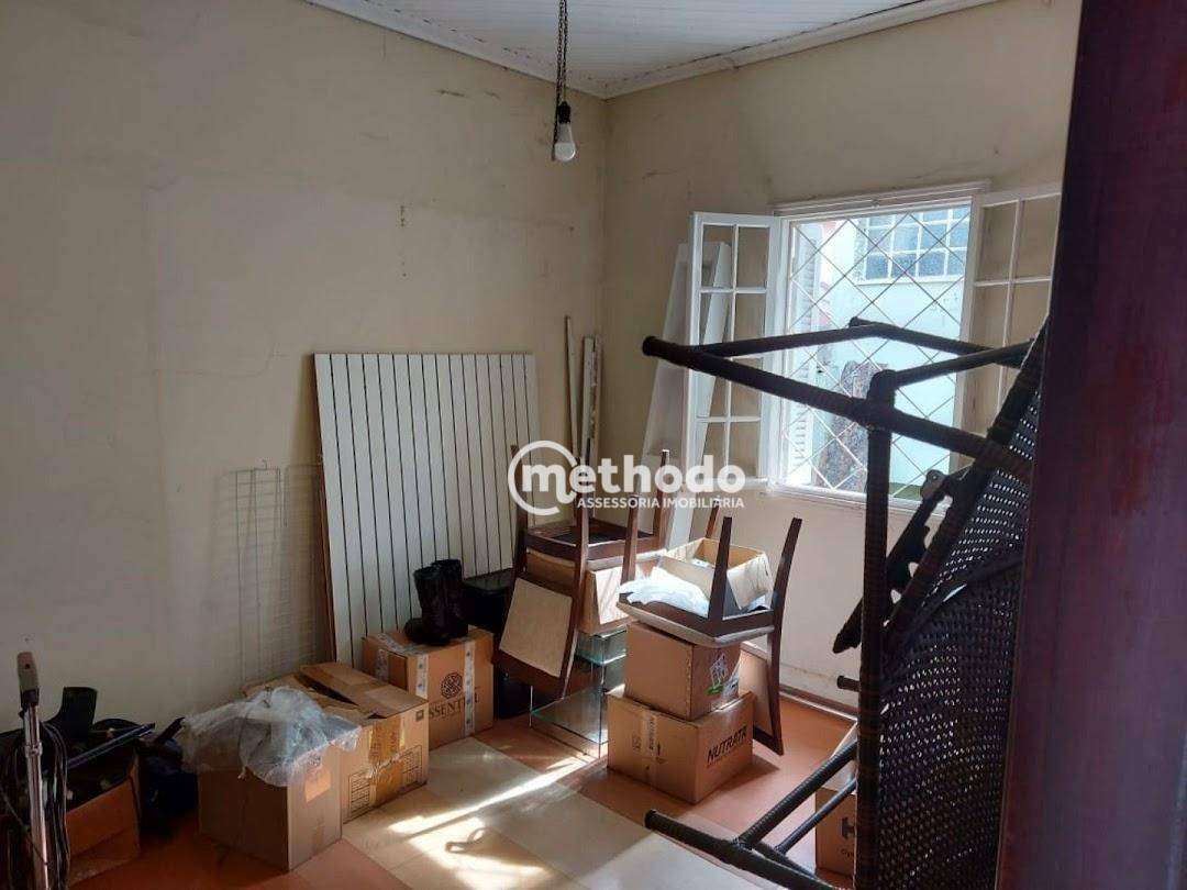 Casa à venda com 2 quartos, 240m² - Foto 7