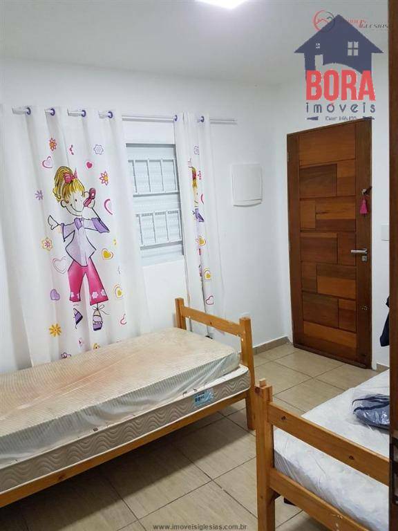 Casa à venda com 4 quartos, 230m² - Foto 19