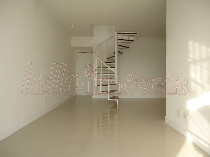 Apartamento para alugar com 2 quartos, 163m² - Foto 4