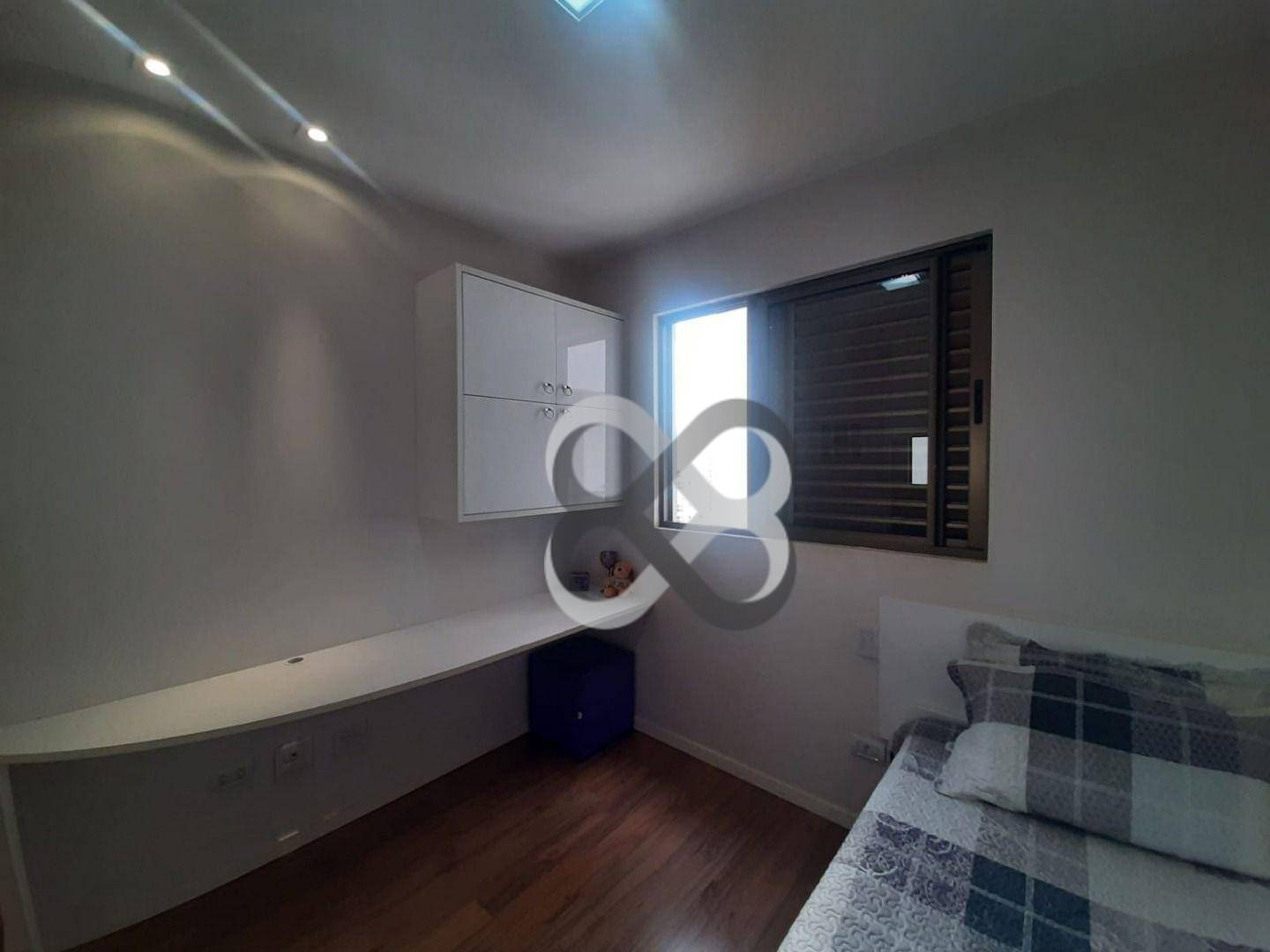 Apartamento à venda com 3 quartos, 165m² - Foto 21