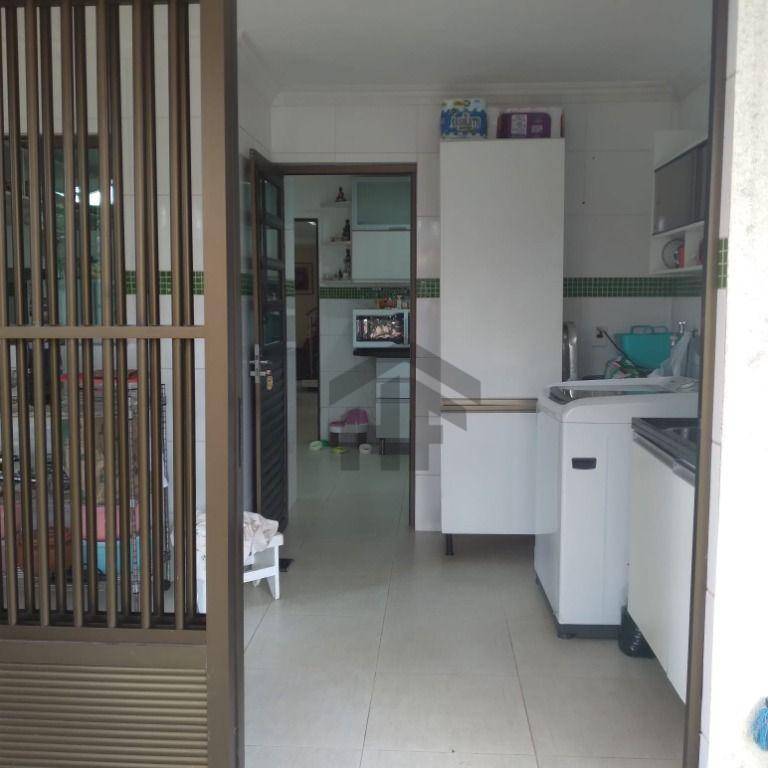 Casa de Condomínio à venda com 6 quartos, 340m² - Foto 5