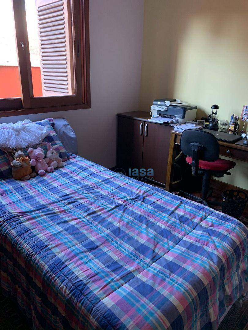 Sobrado à venda com 3 quartos, 250m² - Foto 17