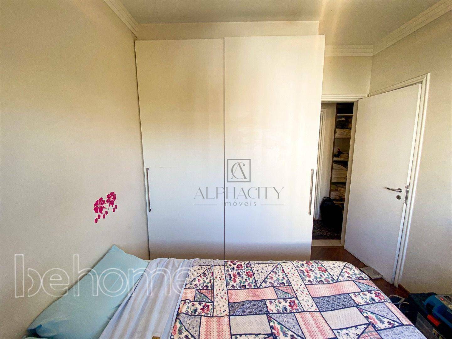 Apartamento à venda com 3 quartos, 139m² - Foto 19