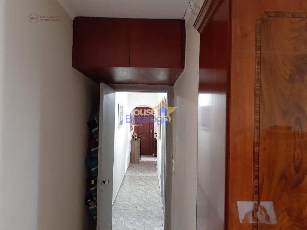 Apartamento à venda com 2 quartos, 70m² - Foto 23