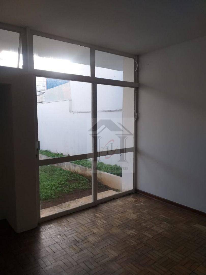 Casa à venda com 3 quartos, 279m² - Foto 31