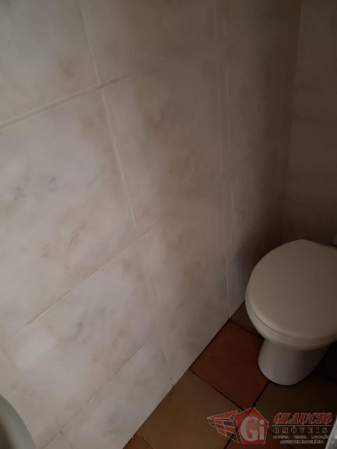 Sobrado à venda com 4 quartos, 105m² - Foto 3