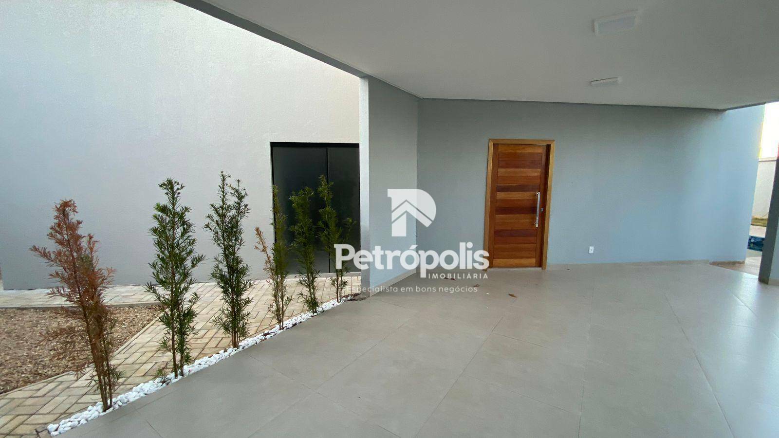 Casa à venda com 3 quartos, 206m² - Foto 2