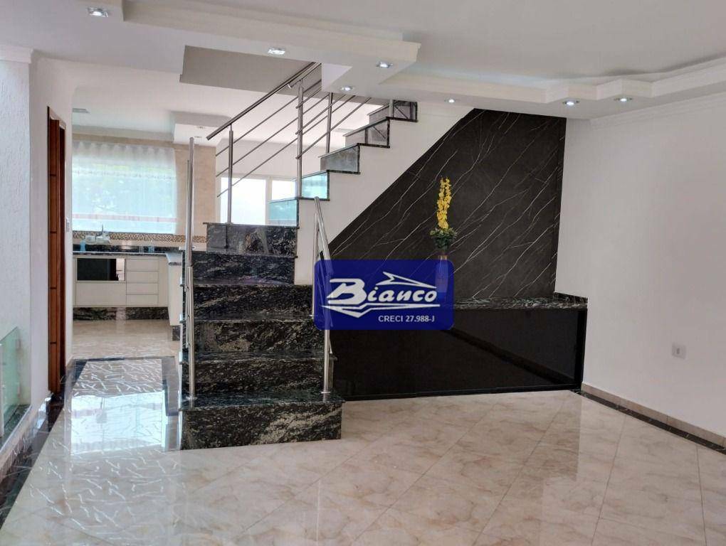 Sobrado à venda com 3 quartos, 270m² - Foto 1