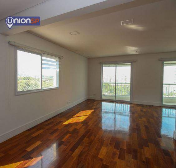 Apartamento à venda com 3 quartos, 216m² - Foto 2