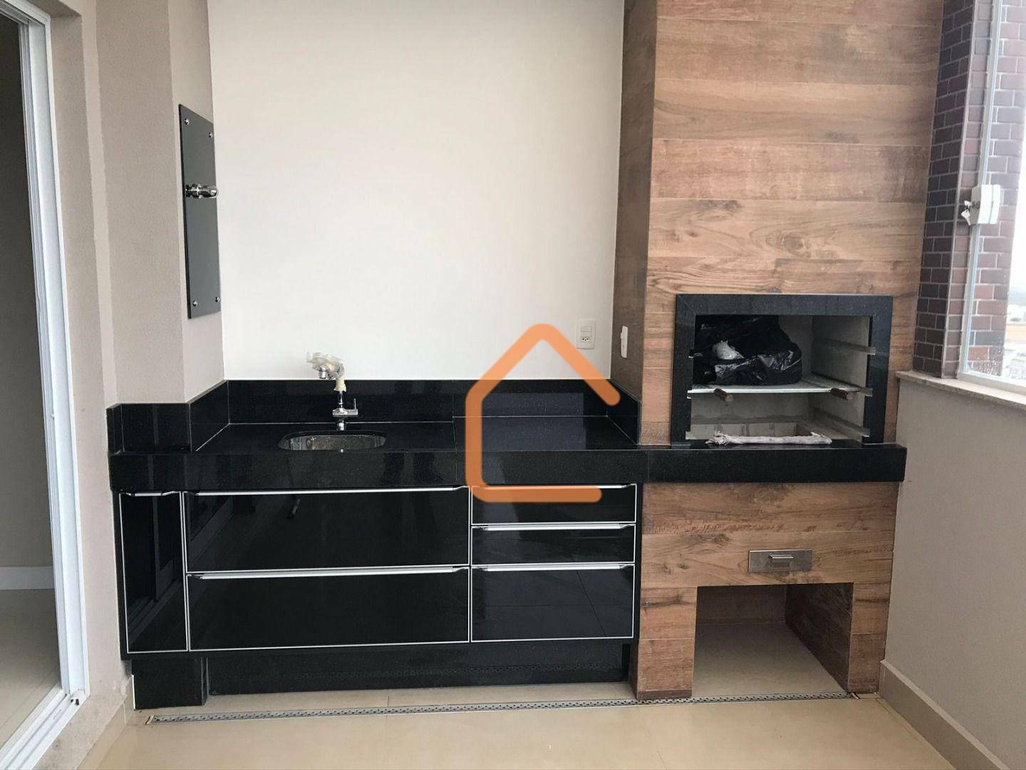 Apartamento à venda com 4 quartos, 200m² - Foto 7