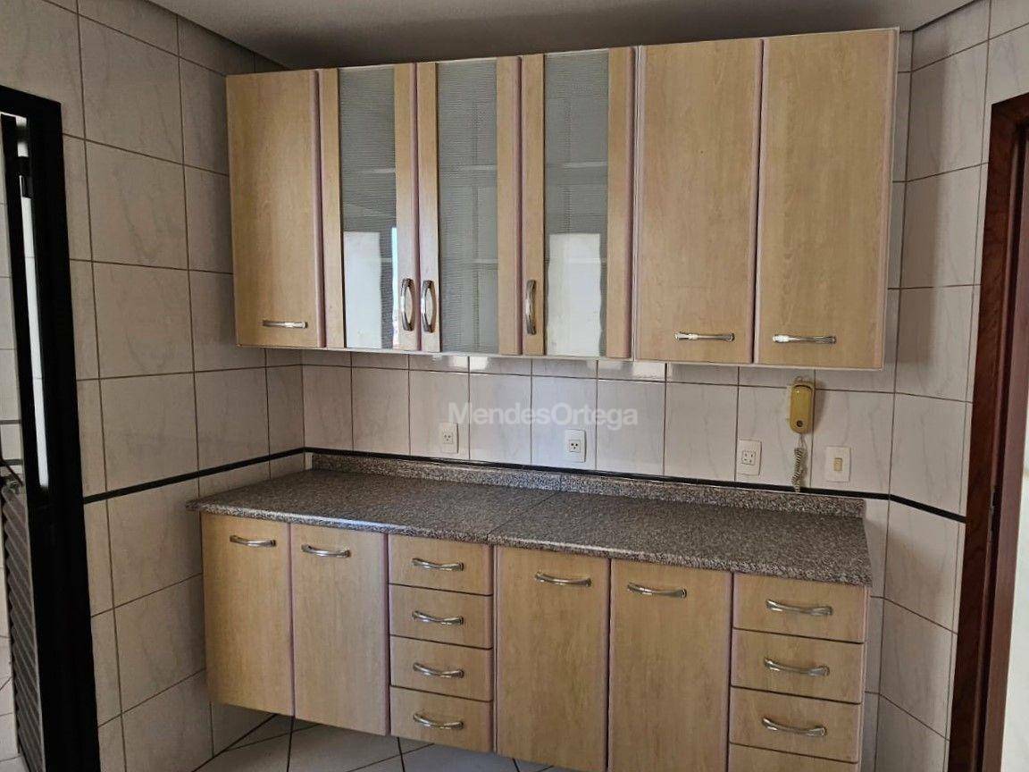 Apartamento à venda com 3 quartos, 86m² - Foto 9