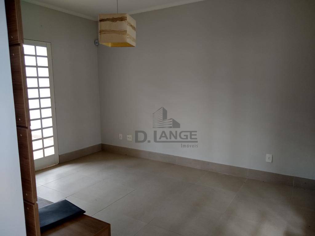 Casa para alugar com 3 quartos, 120m² - Foto 8