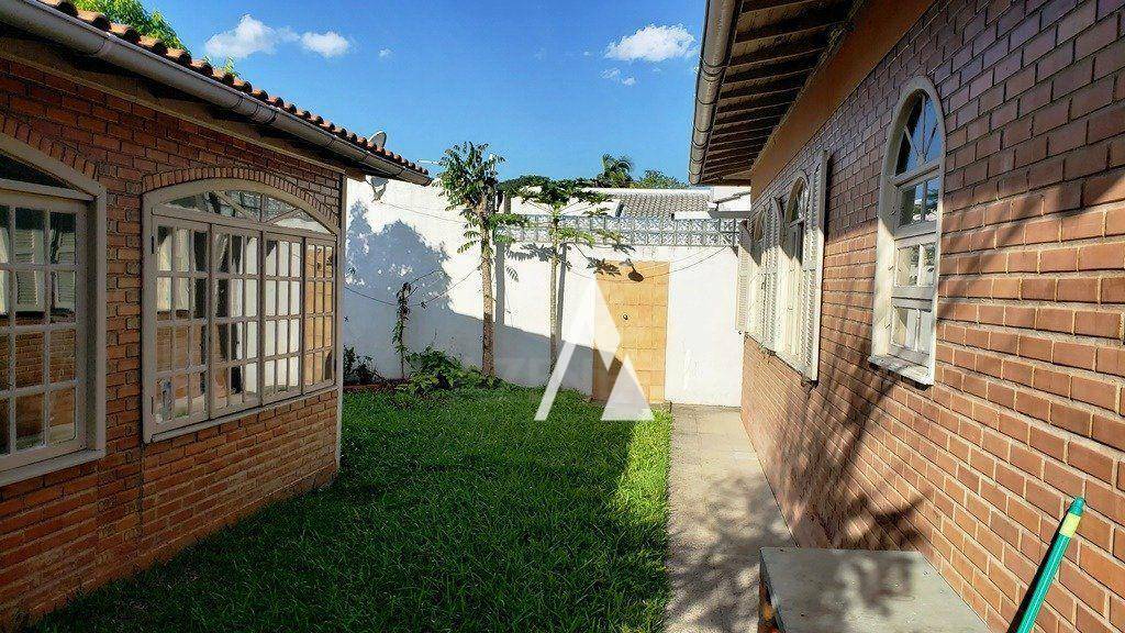 Casa à venda com 3 quartos, 117m² - Foto 29