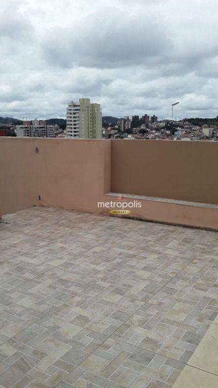 Casa à venda com 3 quartos, 195m² - Foto 2