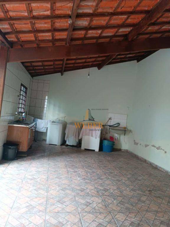 Sobrado à venda com 4 quartos, 300m² - Foto 63