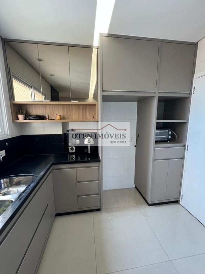 Apartamento à venda com 3 quartos, 156m² - Foto 9