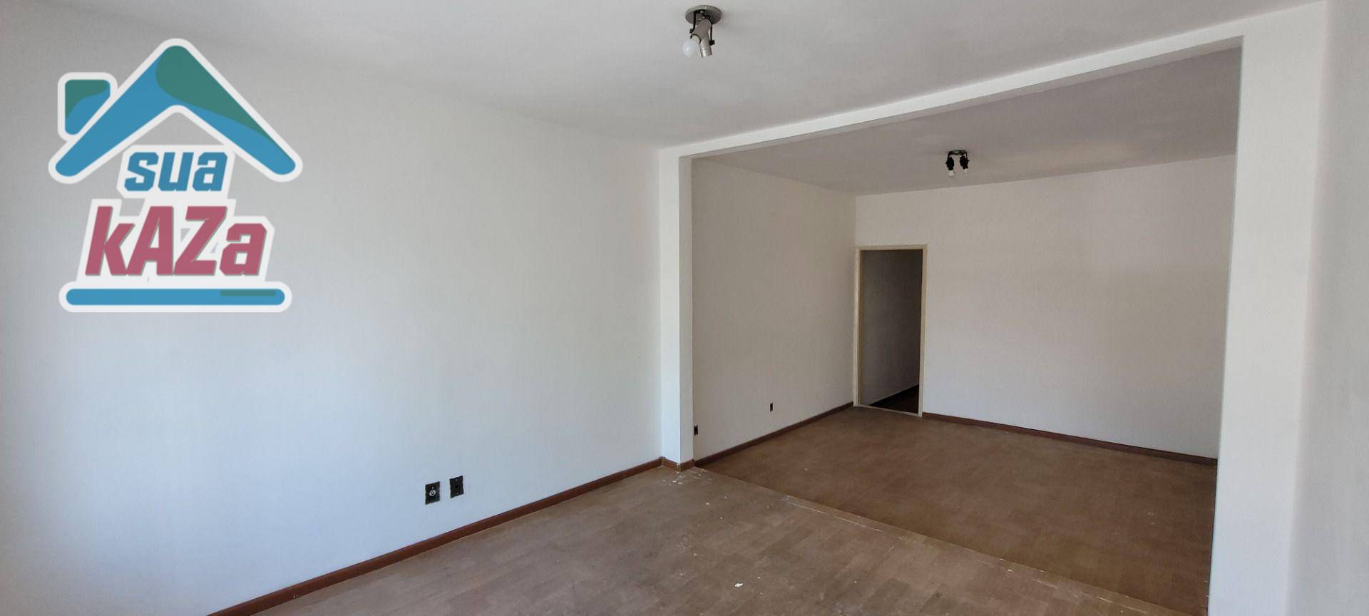 Casa à venda com 3 quartos, 262m² - Foto 8