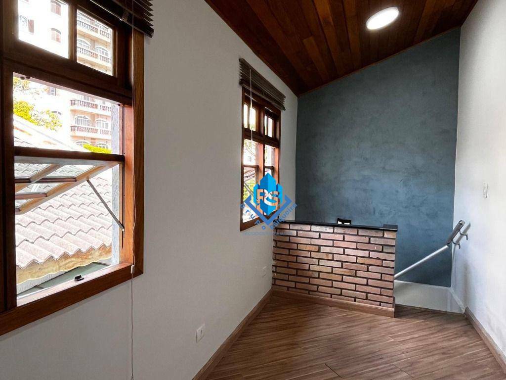 Sobrado à venda e aluguel com 4 quartos, 250m² - Foto 38