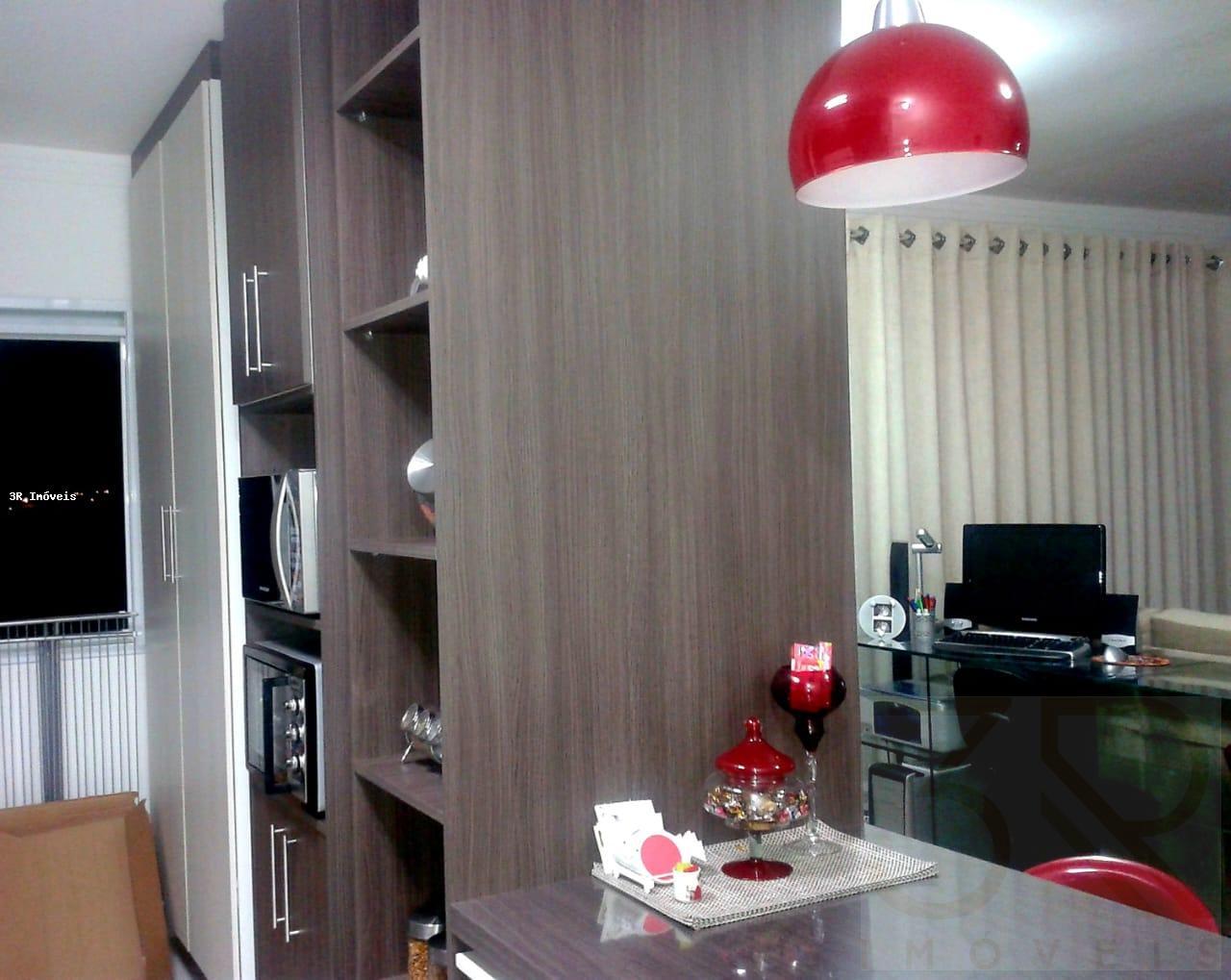 Apartamento à venda com 2 quartos, 69m² - Foto 5