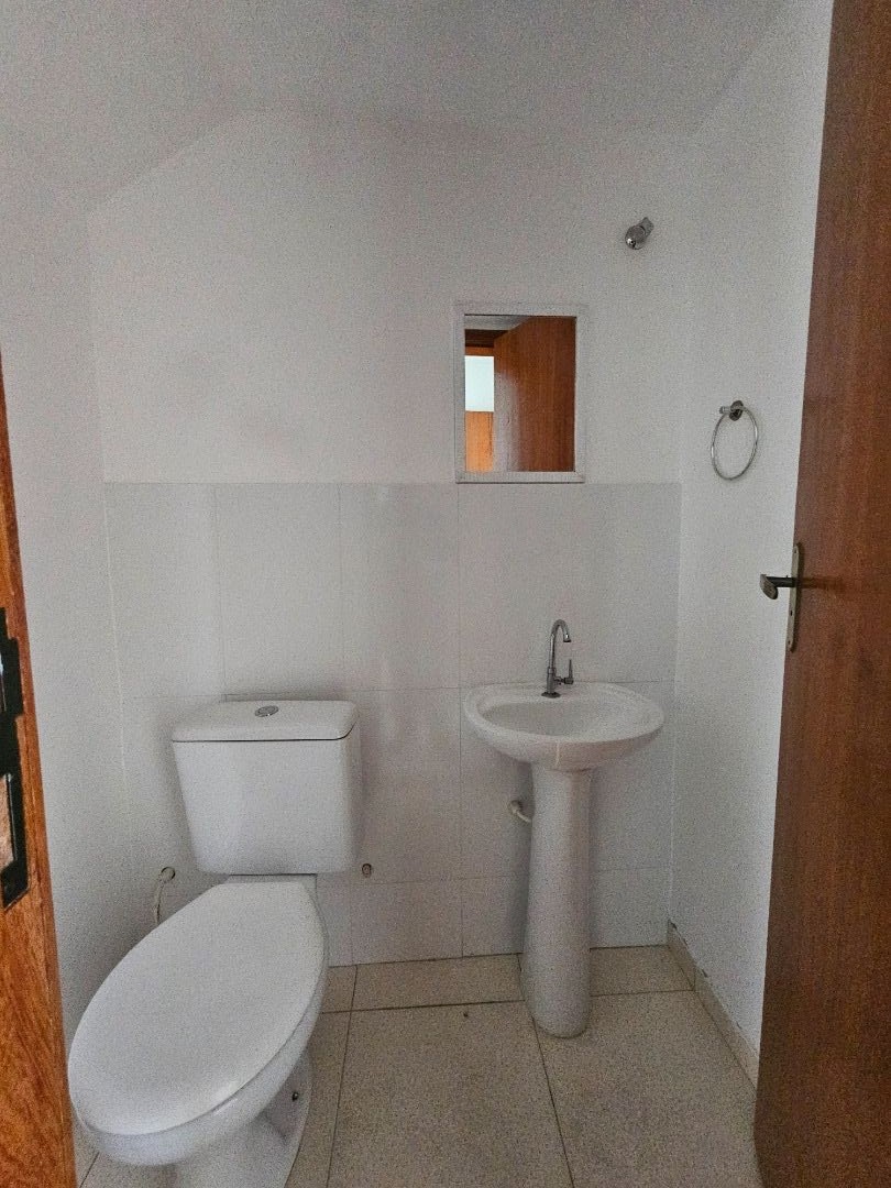 Casa de Condomínio para alugar com 3 quartos, 124m² - Foto 5