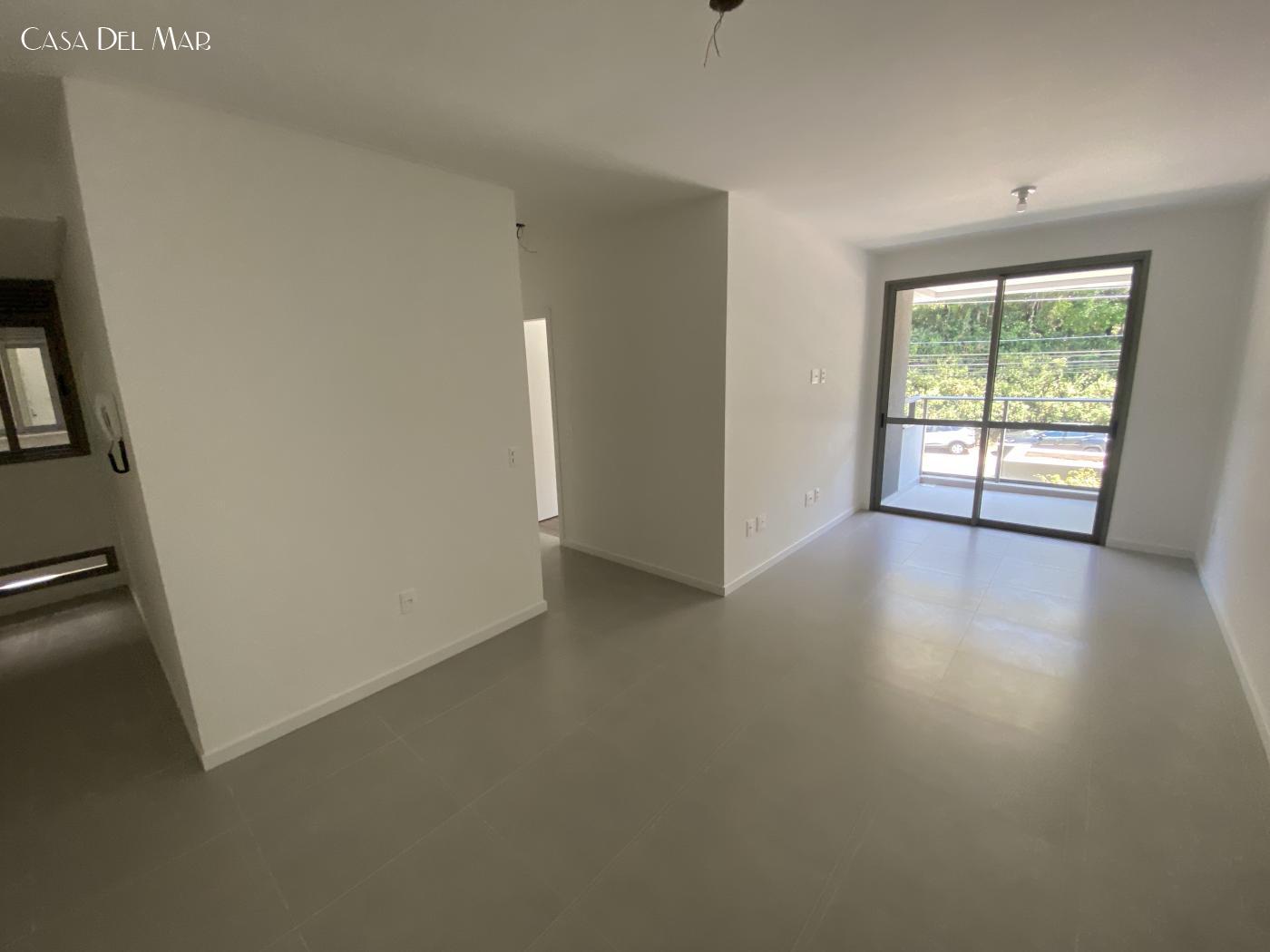 Apartamento à venda com 2 quartos, 70m² - Foto 11