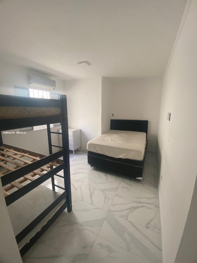 Casa à venda com 2 quartos, 139m² - Foto 12